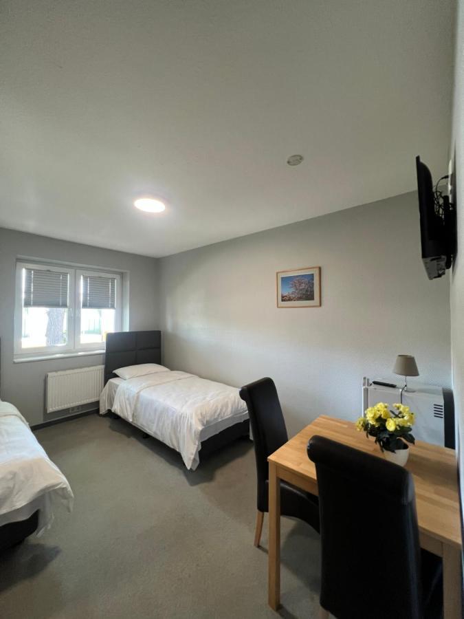 Motel Am Outletcenter Neumünster Екстериор снимка