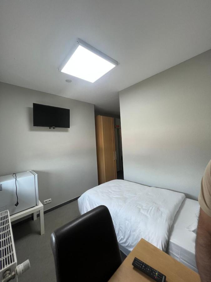 Motel Am Outletcenter Neumünster Екстериор снимка